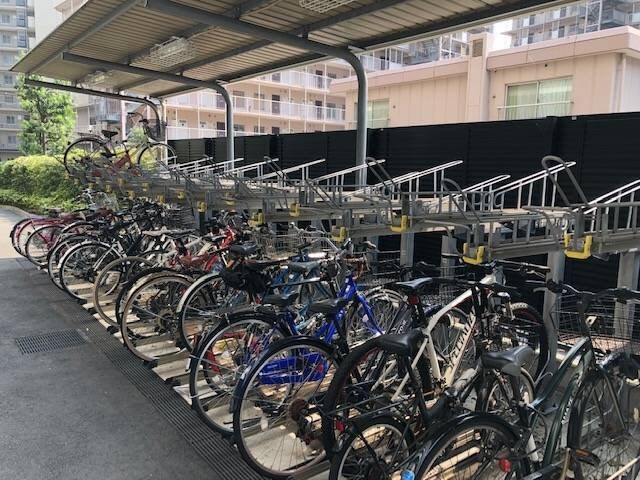 物件内観写真16　(駐輪場)