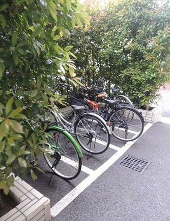 物件外観写真6　(駐輪場)