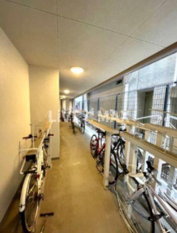 駐車場(駐輪場)