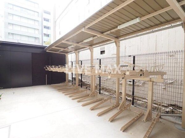 駐車場(駐輪場)