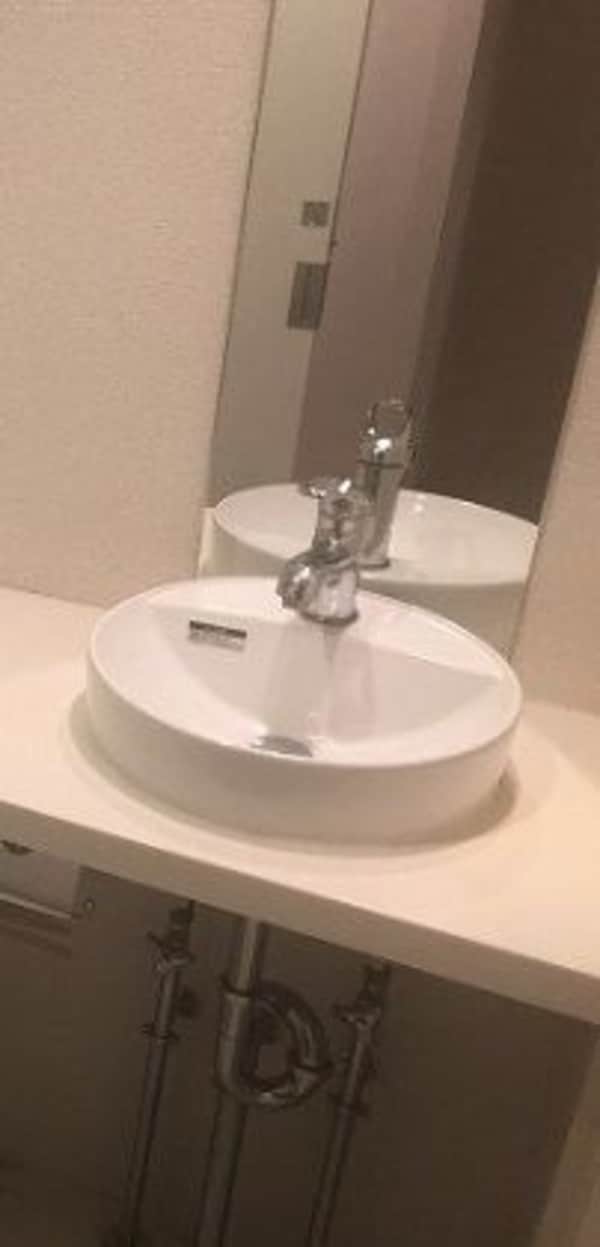 独立洗面台