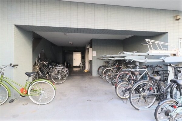 駐車場(駐輪場)