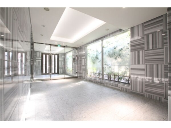 ロビー・ラウンジ