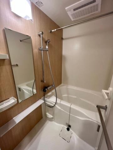 物件内観写真7　(別号室参考写真)