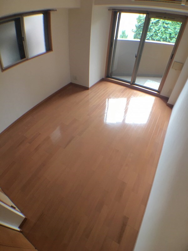 物件内観写真6　(明るいお部屋)