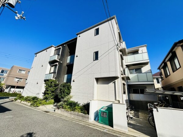 外観(インターネット・WIFI無料。)