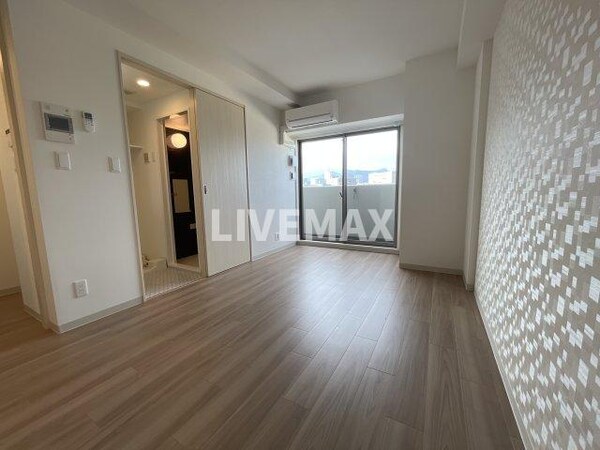 洋室(※同社施工物件参考写真使用。)