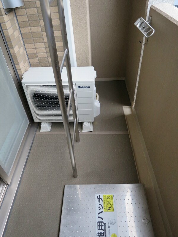 物件内観写真8　(ベランダ)