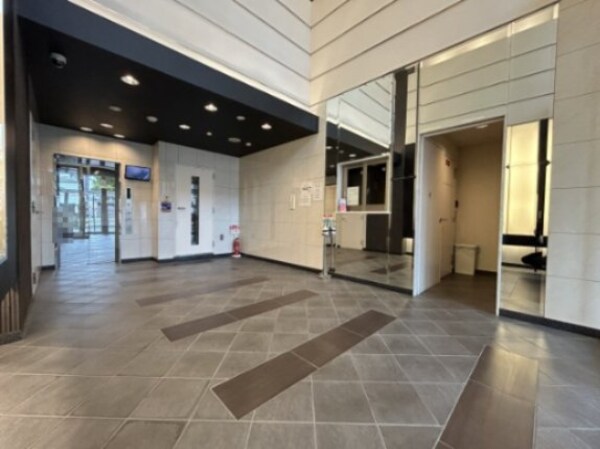 ロビー・ラウンジ