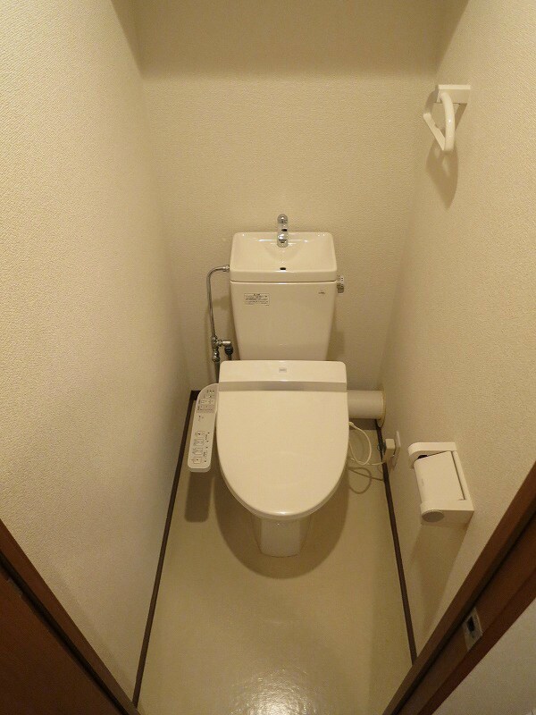 物件内観写真9　(☆ウォシュレット機能付トイレ☆)
