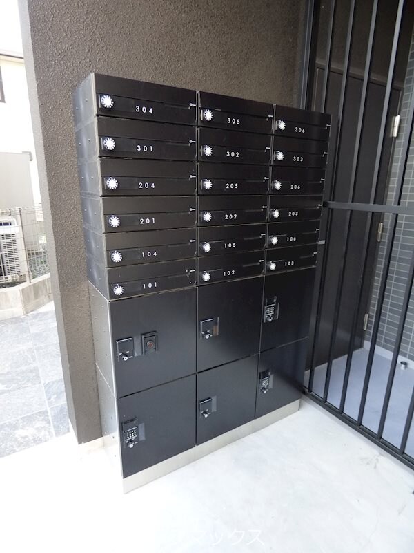 物件内観写真15　(宅配BOX)