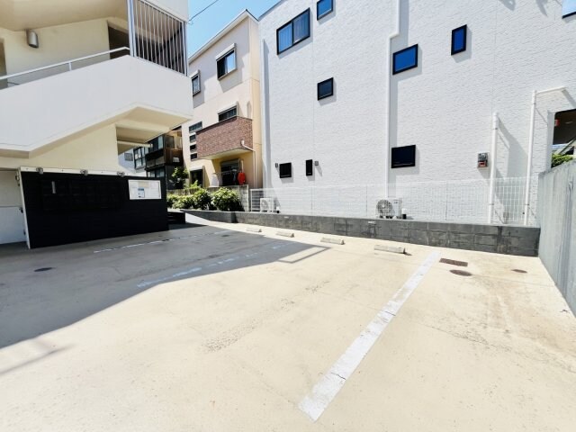 物件外観写真2　(当店は家主強制でない場合、消毒・抗菌代や安心サポート代など不)