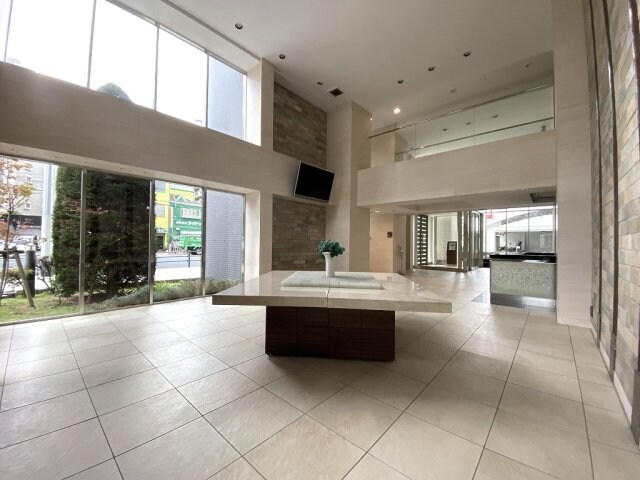 物件外観写真3　(ロｰソン 神戸三川口町三丁目店（242m）)