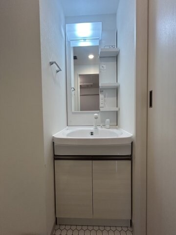 物件内観写真11　(※同社施工物件参考写真使用。)