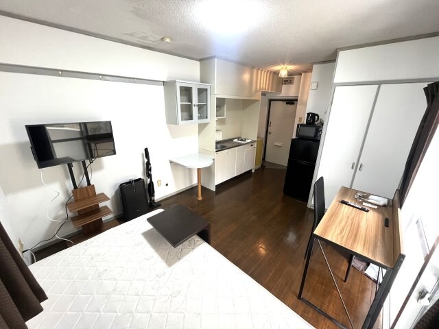 物件内観写真6　(別号室の写真です（現状を優先します）)