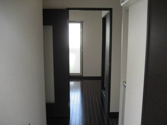 物件内観写真6　(別号室の写真となります)