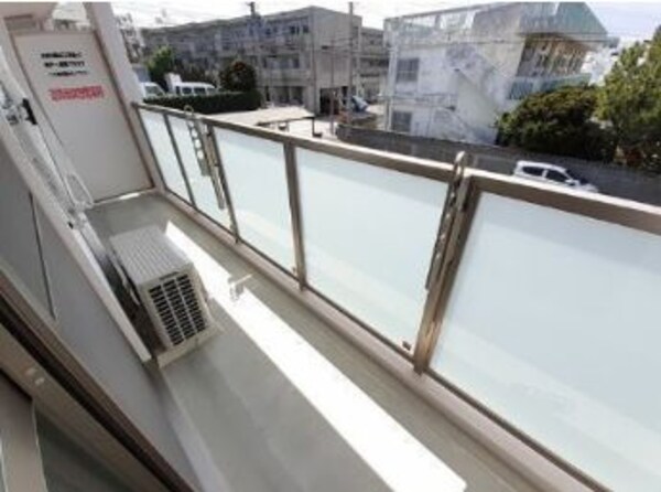 バルコニー(建築中の為、施工会社様が同じ類似物件の室内写真となります。現)