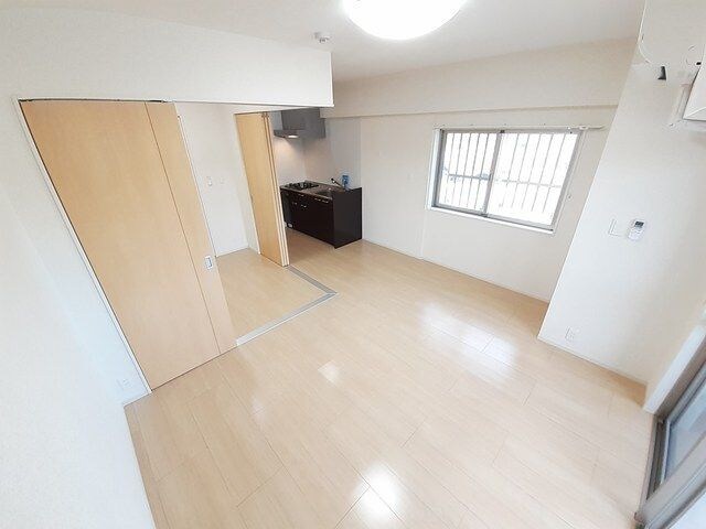 物件内観写真4　(現状を優先します)