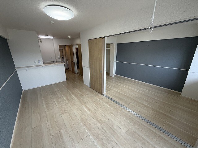 物件内観写真3　(類似物件の写真です（イメージ写真　現状優先）)