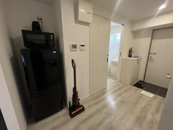 内装他(別号室の写真です（床の色はブラウンです　現状を優先します）)