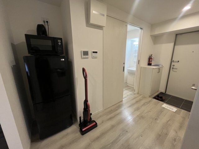 物件内観写真8　(別号室の写真となります。現状優先です。)