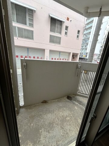 物件内観写真11　(別号室の写真となりますので、現状を優先します。)