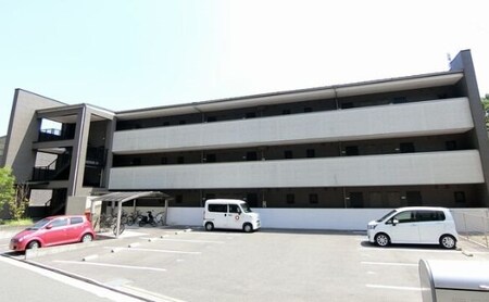 カスタニエ緑井III外観写真