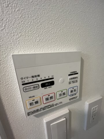 物件内観写真11　(※同物件別号室参考写真)