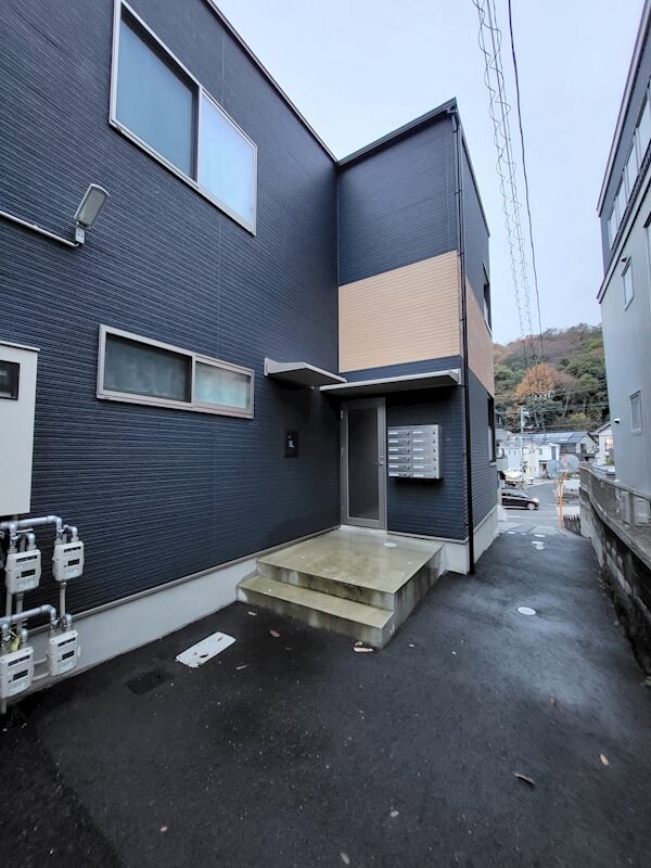 物件外観写真2　