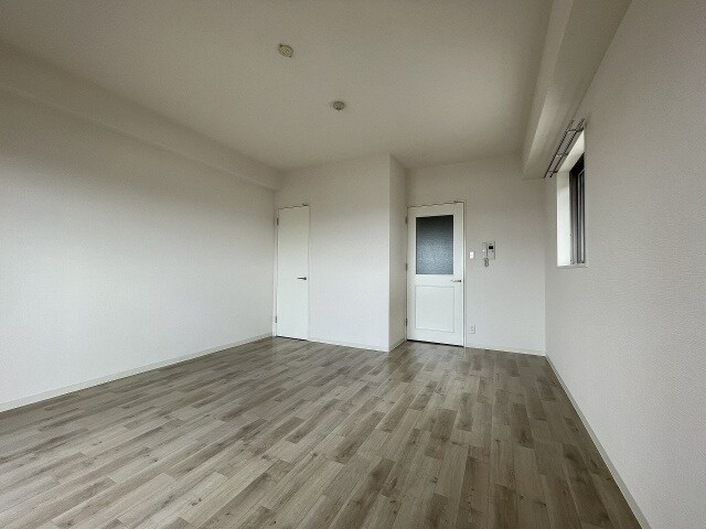 物件内観写真5　(※同物件別号室)