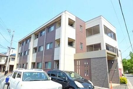 キャピタル岡本外観写真