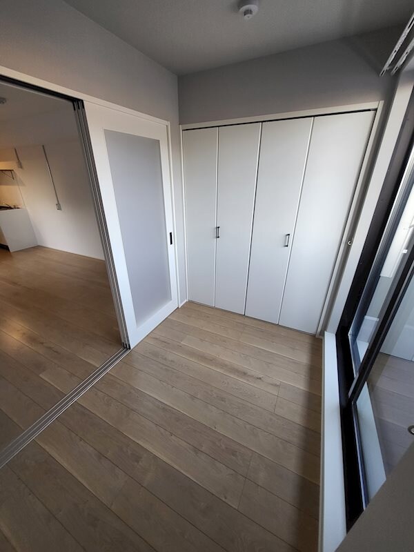 寝室(※同物件別号室参考写真)