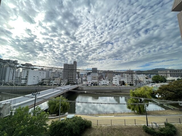 物件内観写真11　(※別のお部屋の参考写真になります)