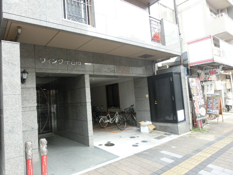 物件外観写真3　(エントランス☆)