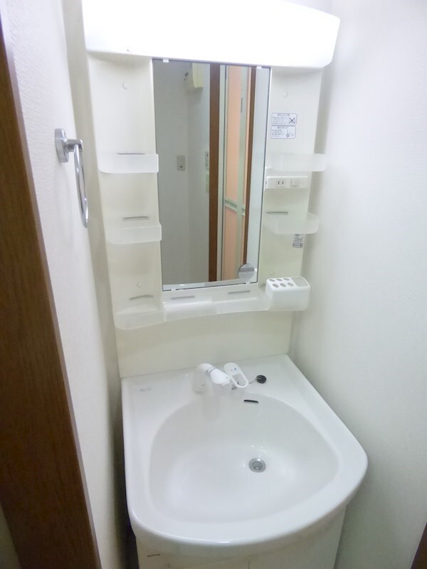 洗面・脱衣所(※同物件別号室参考写真)