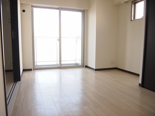 物件内観写真16　(※同物件別号室)