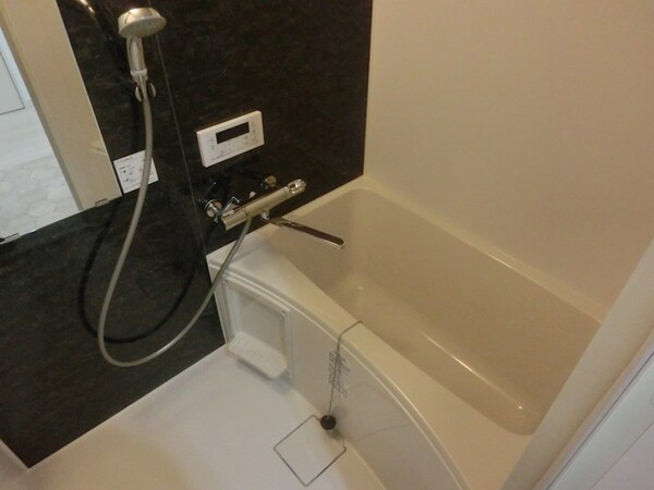 浴室(※同シリーズ参考写真)