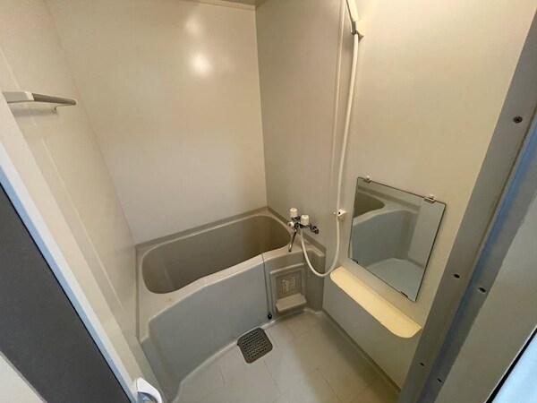 浴室(※同物件別号室参考写真)