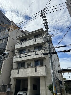 ラ・ペジーブル外観写真