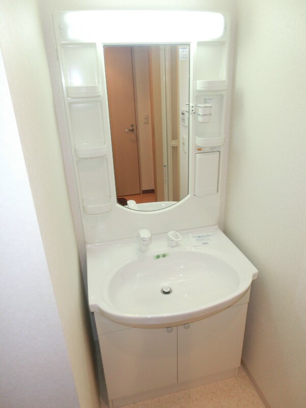 洗面・脱衣所(※同物件別部屋参考写真)
