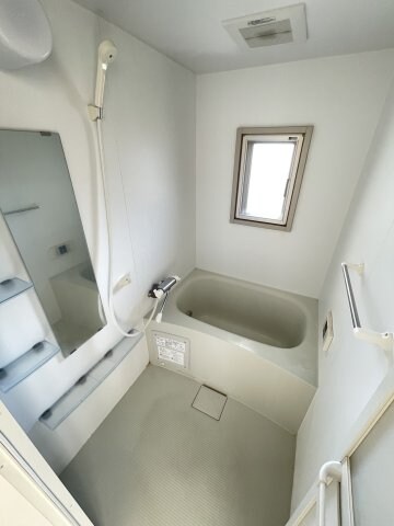 物件内観写真8　(※同間取り参考写真)