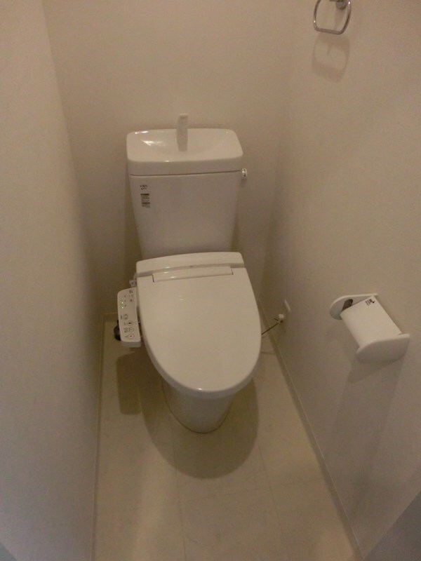 トイレ(※同物件別部屋参考写真)