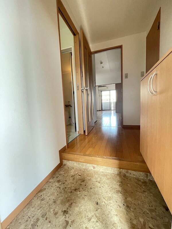 物件内観写真3　(※反転タイプのお写真です)