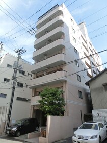 Ｅａｓｔ　Ｐａｌａｃｅの外観写真