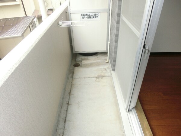バルコニー(※同物件別号室参考写真)