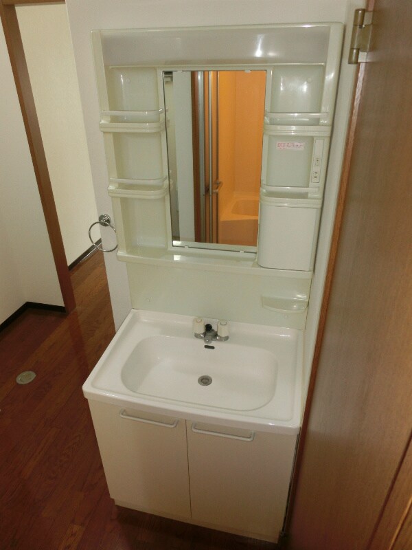 物件内観写真8　(※同物件別号室参考写真)