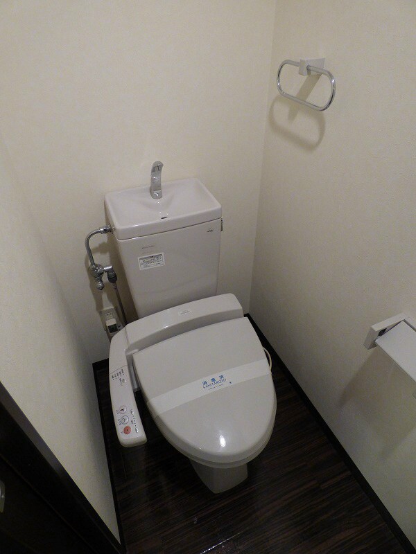 トイレ(※反転タイプです。)