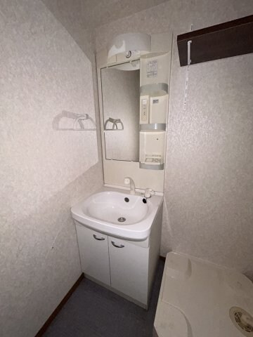 物件内観写真10　(同物件別号室参考写真)