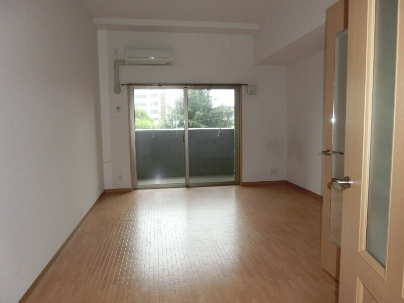 物件内観写真7　(※別部屋参考写真)