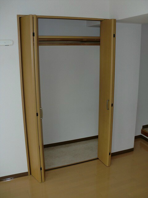 物件内観写真12　(※同物件別部屋参考写真)